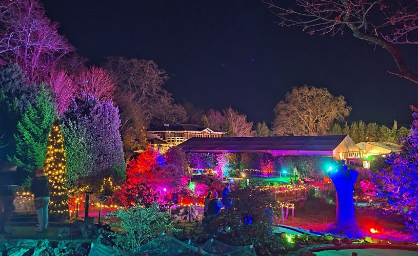 Bath Glow Golf at night